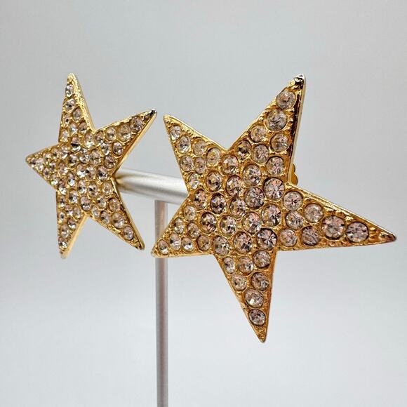 Vintage Tara Rhinestone Star Clip On Earrings Pave Huge Gold Tone Runway Signed - Picture 5 of 16